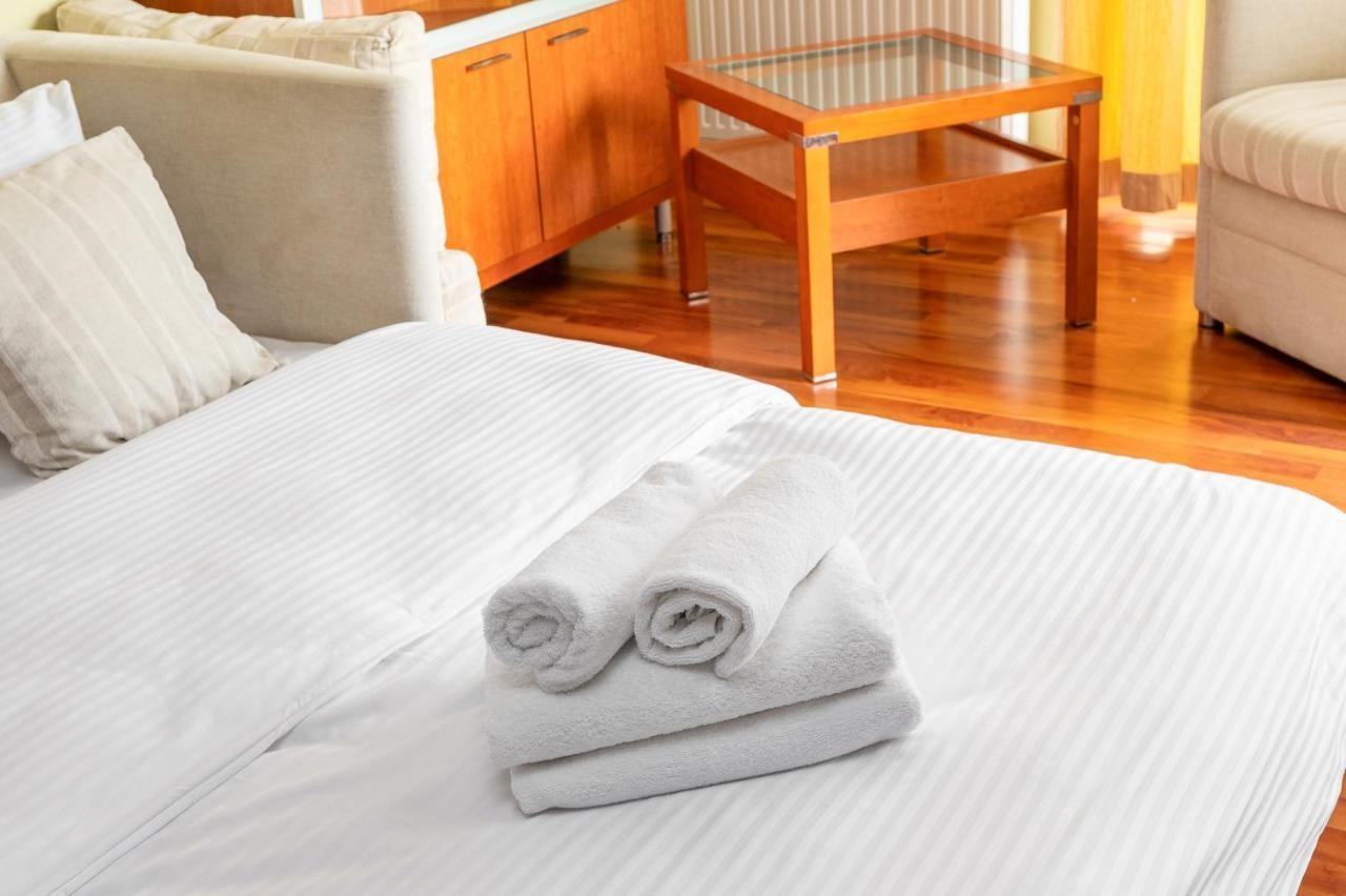 Aleja Wyscigowa Comfort Butas Warsaw